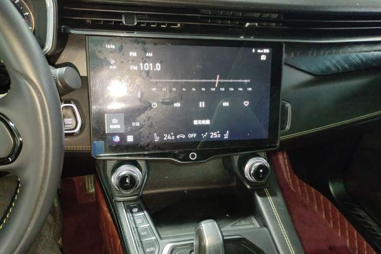 Used Lynk & Co 05 2020 2.0TD Two-Wheel Drive Zhaoyang Plus Audio And AC Panel