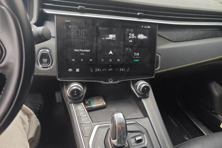 Used Lynk & Co 05 2020 2.0TD Two-Wheel Drive Zhaoyang Plus Audio And AC Panel