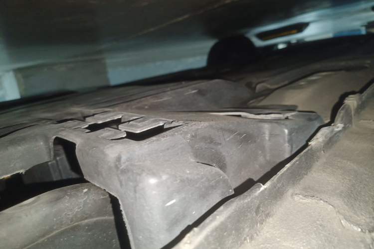 Used Lynk & Co 05 2020 2.0TD Two-Wheel Drive Zhaoyang Plus Chassis Rear Left