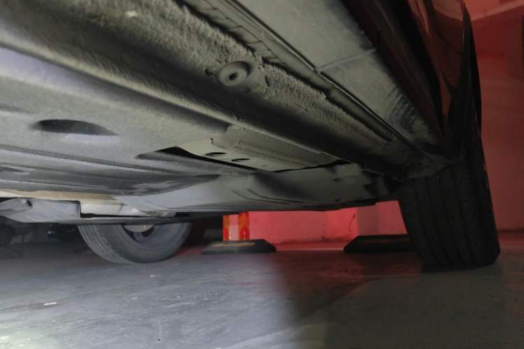 Used Lynk & Co 05 2020 2.0TD Four-Wheel Drive HypeHalo Chassis Rear Left