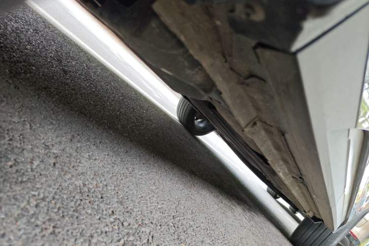 Used Lynk & Co 05 2020 2.0TD Two-Wheel Drive Shine Halo Chassis Rear Right