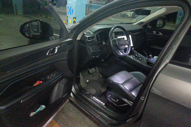 Used Lynk & Co 05 2020 2.0TD Two-Wheel Drive Shine Halo Driver Seat