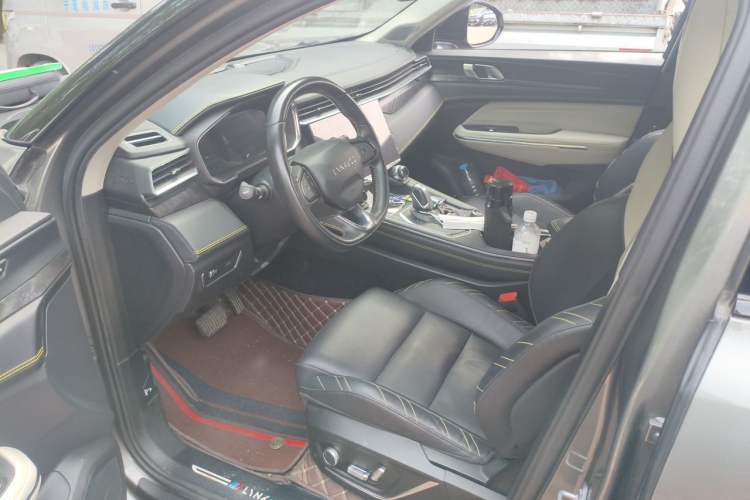 Used Lynk & Co 05 2020 2.0TD Two-Wheel Drive Shine Halo Driver Seat