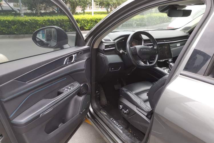 Used Lynk & Co 05 2020 2.0TD Two-Wheel Drive Shine Halo Driver Seat