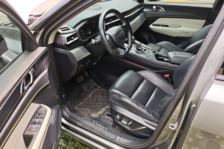 Used Lynk & Co 05 2020 2.0TD Two-Wheel Drive Shine Halo Driver Seat
