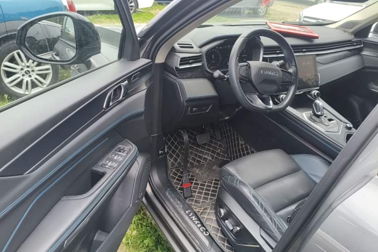 Used Lynk & Co 05 2020 2.0TD Two-Wheel Drive Shine Halo Driver Seat