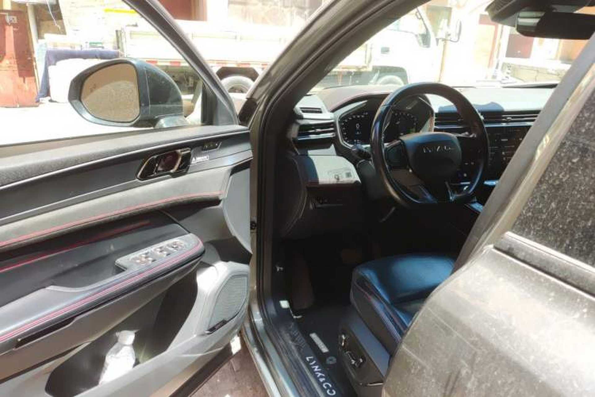 Used Lynk & Co 05 2020 2.0TD Four-Wheel Drive HypeHalo Driver Seat