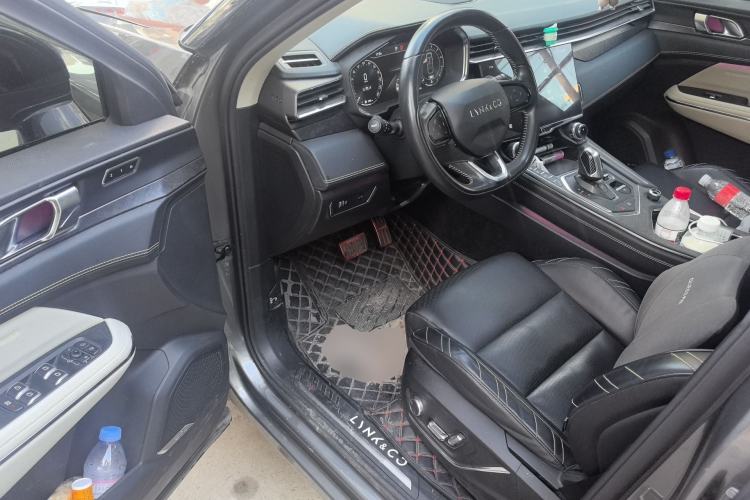 Used Lynk & Co 05 2020 2.0TD Two-Wheel Drive Shine Halo Driver Seat