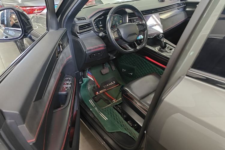 Used Lynk & Co 05 2020 2.0TD Four-Wheel Drive HypeHalo Driver Seat