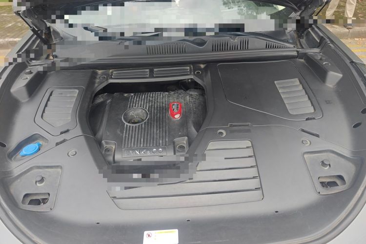 Used Lynk & Co 05 2020 2.0TD Two-Wheel Drive Shine Halo Engine Bay