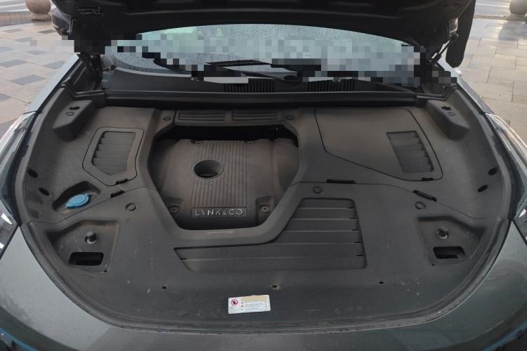 Used Lynk & Co 05 2020 2.0TD Two-Wheel Drive Shine Halo Engine Bay