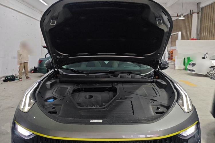 Used Lynk & Co 05 2020 2.0TD Two-Wheel Drive Shine Halo Engine Bay