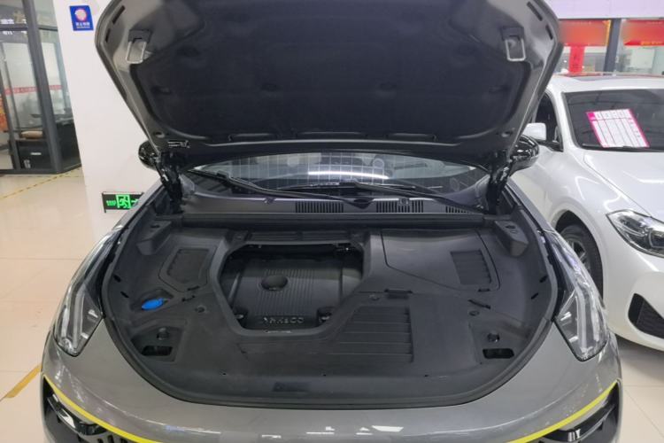 Used Lynk & Co 05 2020 2.0TD Two-Wheel Drive Shine Halo Engine Bay