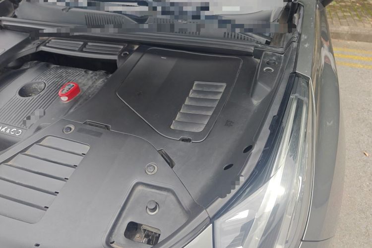 Used Lynk & Co 05 2020 2.0TD Two-Wheel Drive Shine Halo Engine Bay Left
