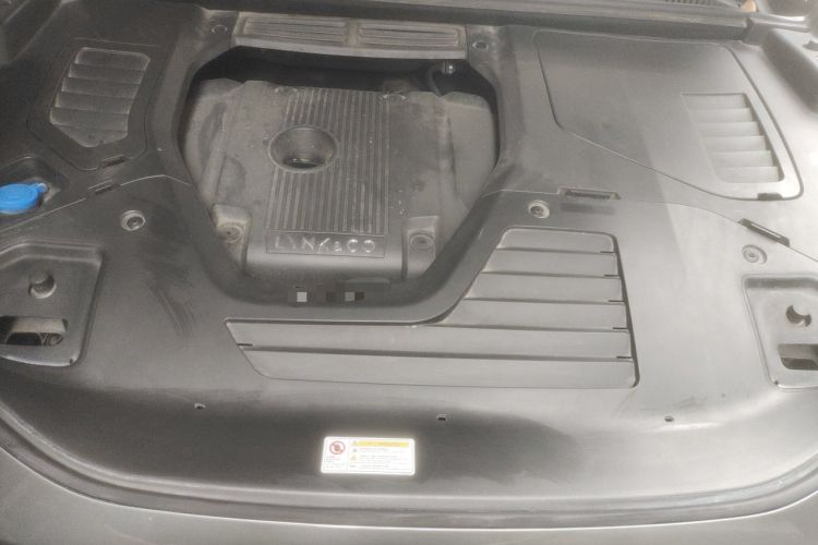 Used Lynk & Co 05 2020 2.0TD Two-Wheel Drive Shine Halo Engine Bay