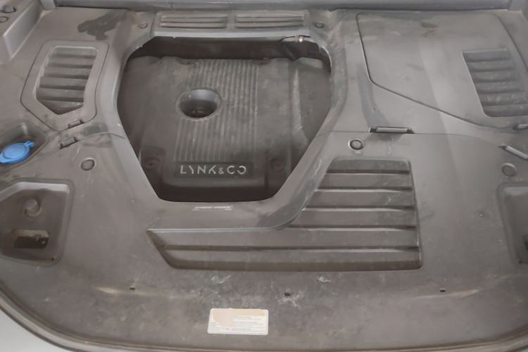 Used Lynk & Co 05 2020 2.0TD Two-Wheel Drive Zhaoyang Plus Engine Bay