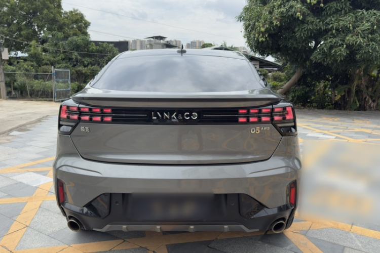 Used Lynk & Co 05 2020 2.0TD Four-Wheel Drive HypeHalo Exterior 1