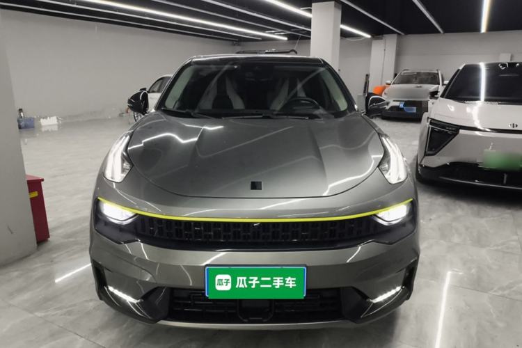 Used Lynk & Co 05 2020 2.0TD Two-Wheel Drive Shine Halo Exterior 1