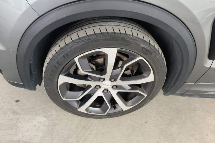 Used Lynk & Co 05 2020 2.0TD Four-Wheel Drive HypeHalo Exterior 1