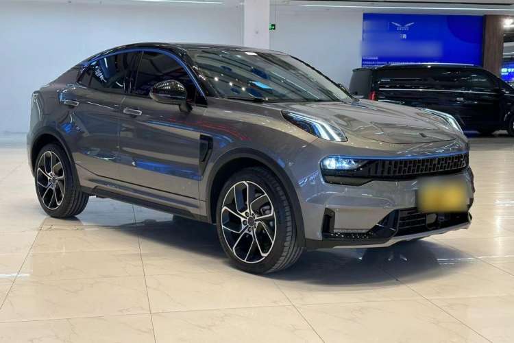Used Lynk & Co 05 2020 2.0TD Two-Wheel Drive Shine Halo Exterior 1