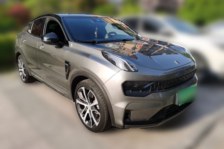 Used Lynk & Co 05 2020 2.0TD Four-Wheel Drive HypeHalo Exterior 2