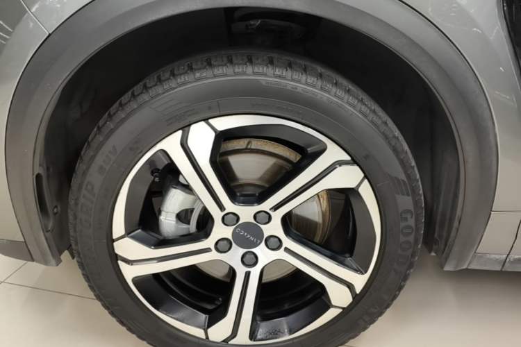 Used Lynk & Co 05 2020 2.0TD Two-Wheel Drive Zhaoyang Plus Exterior 4