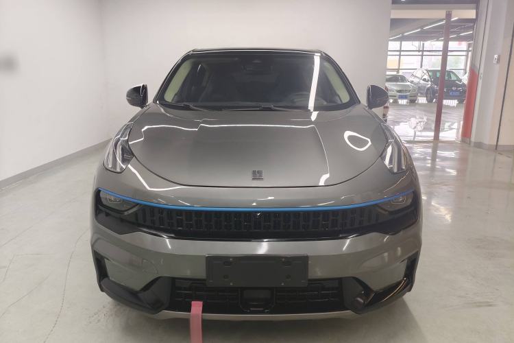 Used Lynk & Co 05 2020 2.0TD Two-Wheel Drive Shine Halo Exterior 4