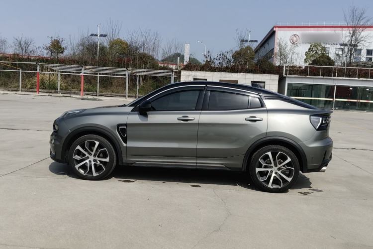 Used Lynk & Co 05 2020 2.0TD Four-Wheel Drive HypeHalo Exterior 6