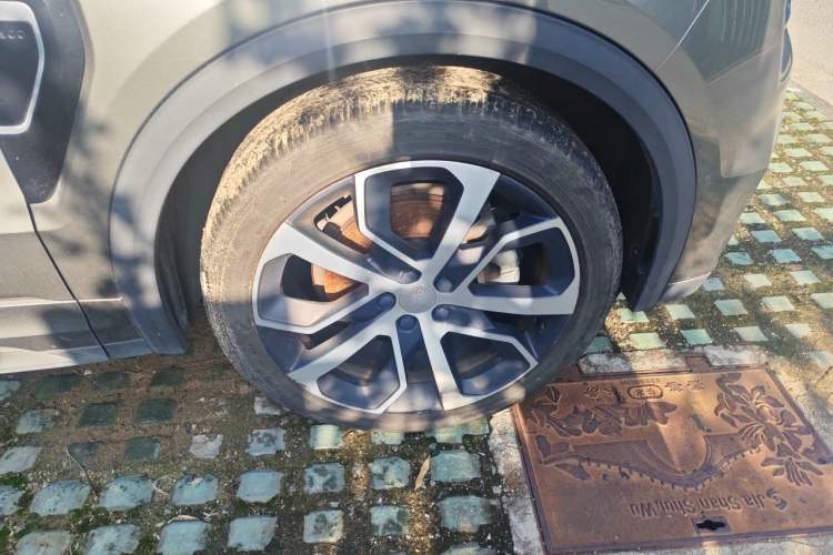 Used Lynk & Co 05 2020 2.0TD Four-Wheel Drive HypeHalo Exterior 7