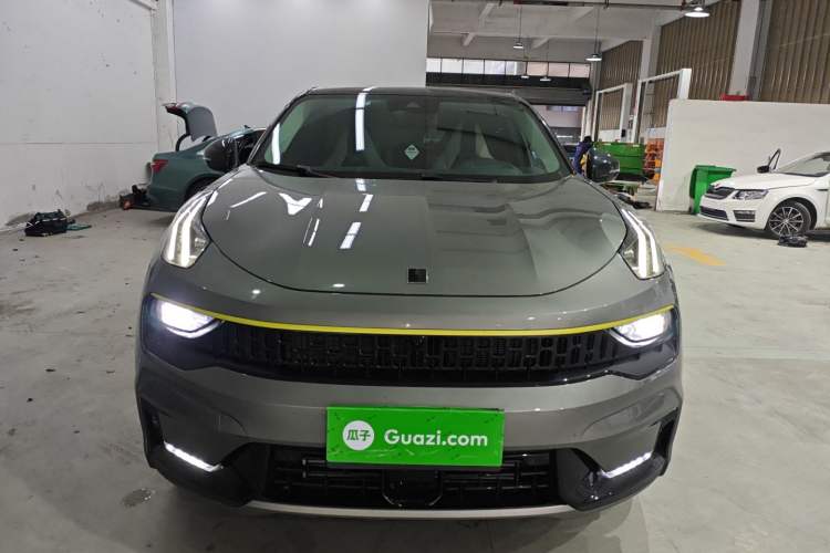 Used Lynk & Co 05 2020 2.0TD Two-Wheel Drive Shine Halo Front
