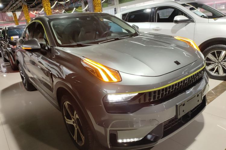 Used Lynk & Co 05 2020 2.0TD Two-Wheel Drive Zhaoyang Plus Front Right 45 Deg