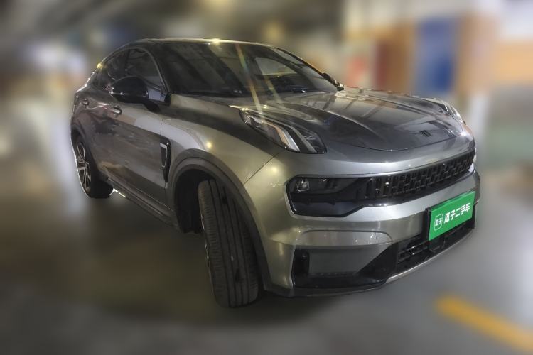 Used Lynk & Co 05 2020 2.0TD Four-Wheel Drive HypeHalo Front Right 45 Deg