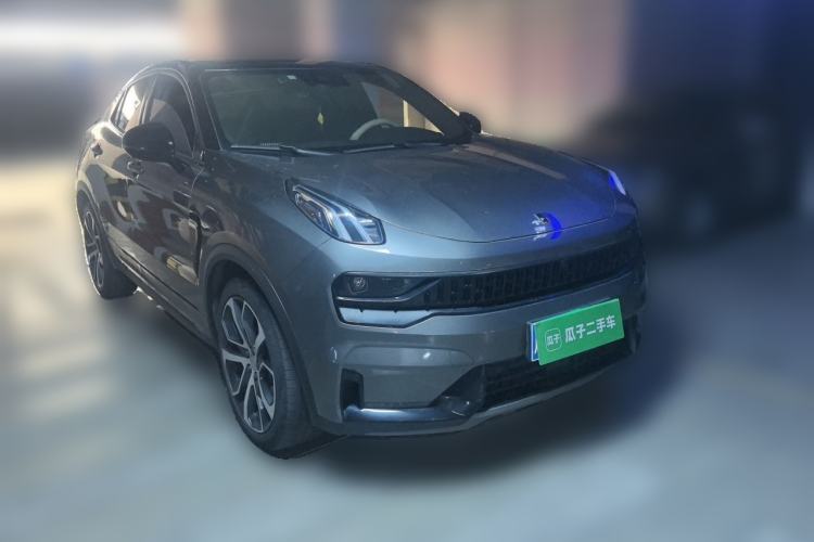 Used Lynk & Co 05 2020 2.0TD Four-Wheel Drive HypeHalo Front Right 45 Deg
