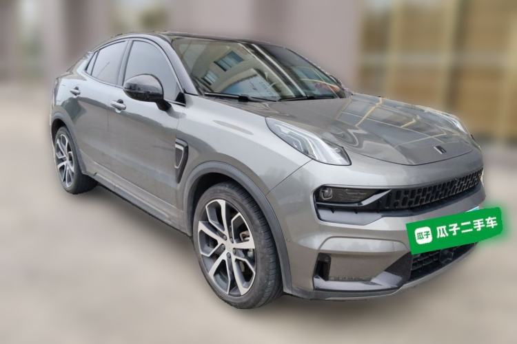 Used Lynk & Co 05 2020 2.0TD Four-Wheel Drive HypeHalo Front Right 45 Deg