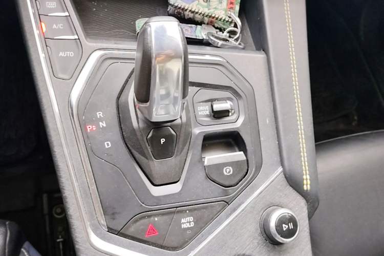 Used Lynk & Co 05 2020 2.0TD Two-Wheel Drive Zhaoyang Plus Gear Lever