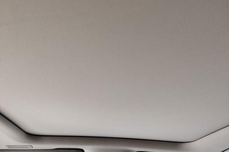 Used Lynk & Co 05 2020 2.0TD Two-Wheel Drive Shine Halo Headliner