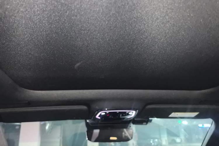 Used Lynk & Co 05 2020 2.0TD Four-Wheel Drive HypeHalo Headliner