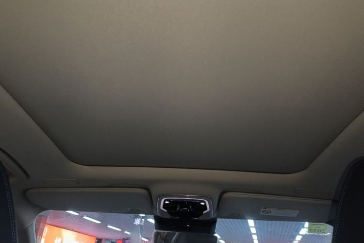Used Lynk & Co 05 2020 2.0TD Two-Wheel Drive Shine Halo Headliner