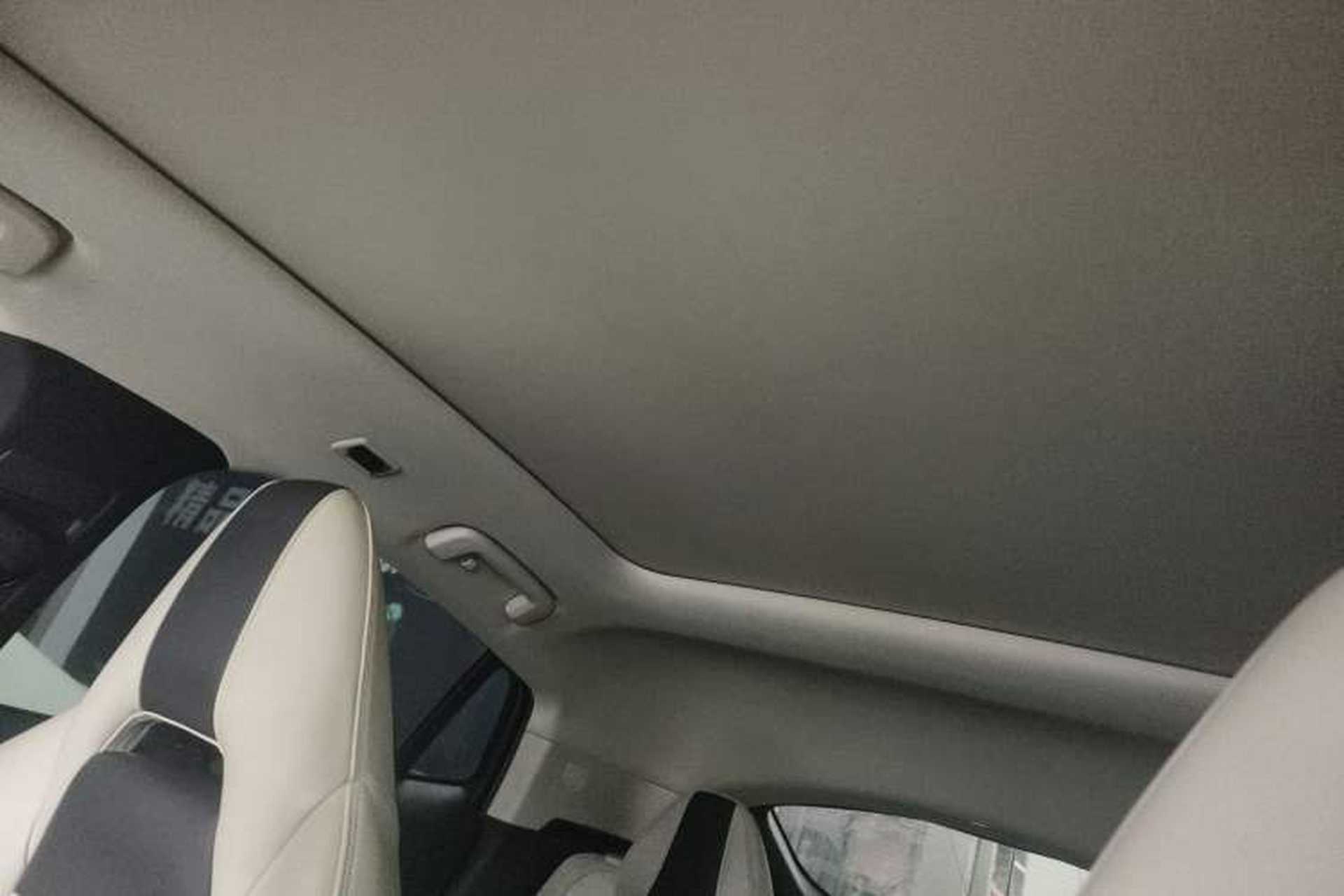 Used Lynk & Co 05 2020 2.0TD Two-Wheel Drive Shine Halo Headliner