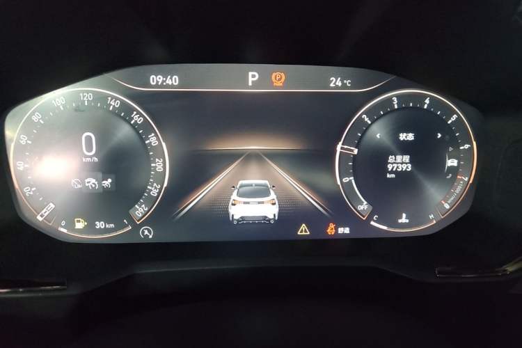 Used Lynk & Co 05 2020 2.0TD Four-Wheel Drive HypeHalo Instrument Cluster