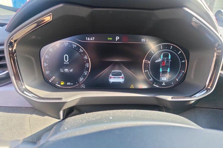 Used Lynk & Co 05 2020 2.0TD Four-Wheel Drive HypeHalo Instrument Cluster