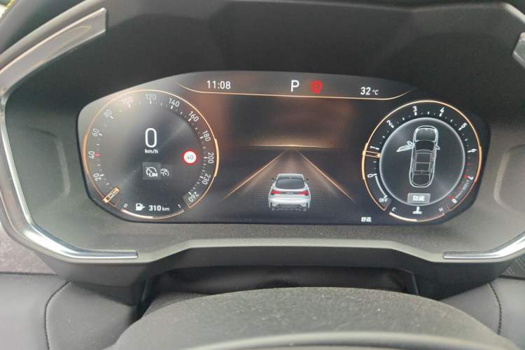 Used Lynk & Co 05 2020 2.0TD Two-Wheel Drive Shine Halo Instrument Cluster