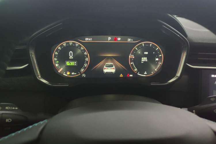 Used Lynk & Co 05 2020 2.0TD Two-Wheel Drive Shine Halo Instrument Cluster