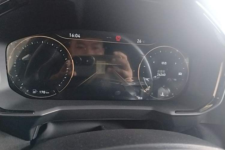 Used Lynk & Co 05 2020 2.0TD Four-Wheel Drive HypeHalo Instrument Cluster