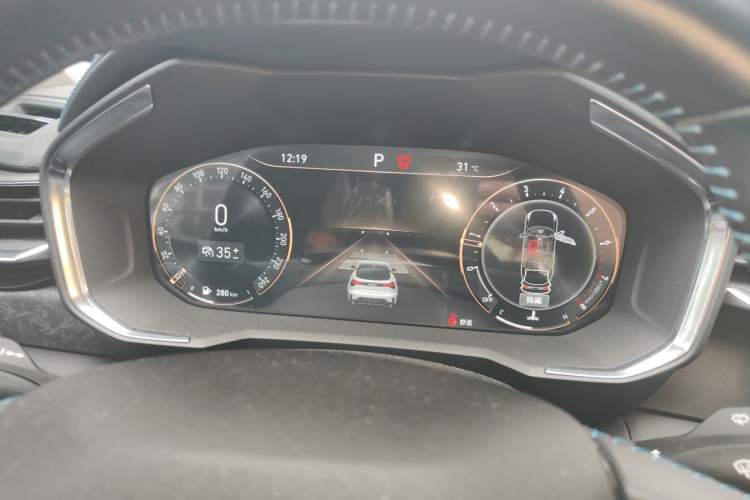 Used Lynk & Co 05 2020 2.0TD Two-Wheel Drive Shine Halo Instrument Cluster