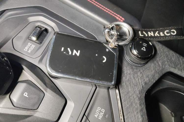 Used Lynk & Co 05 2020 2.0TD Four-Wheel Drive HypeHalo Interior 1