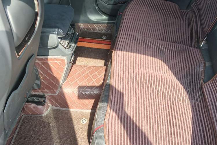 Used Lynk & Co 05 2020 2.0TD Four-Wheel Drive HypeHalo Interior 3