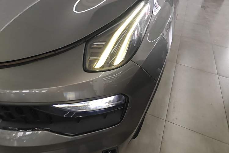Used Lynk & Co 05 2020 2.0TD Four-Wheel Drive HypeHalo Left Front Headlight