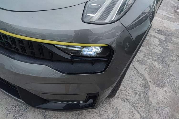 Used Lynk & Co 05 2020 2.0TD Two-Wheel Drive Shine Halo Left Front Headlight