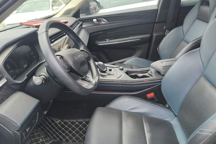 Used Lynk & Co 05 2020 2.0TD Two-Wheel Drive Shine Halo Left Front Seat